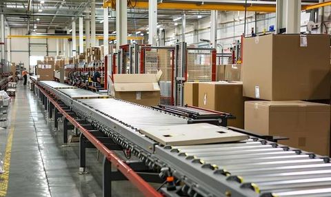 Pallet Conveyor System Manufacturers Explore System Features and Warehouse Applications