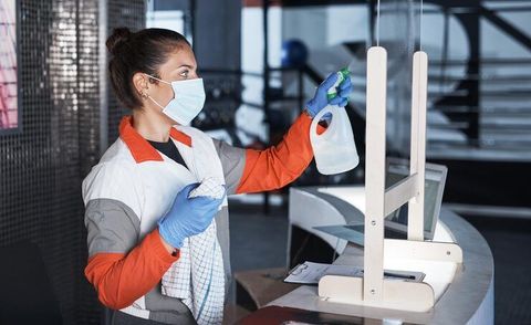 Industrial Cleaning Chemicals Overview: Understanding Modern Cleaning Solutions