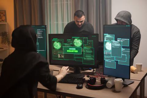 Cyber Defense Platforms Guide: Learn About Threat Detection and Security Controls