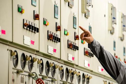 Discover Electrical Panel Applications Across Residential, Commercial, and Industrial Buildings